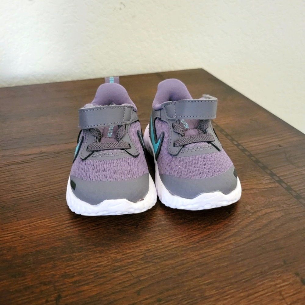 Infant NIKE Revolution 5